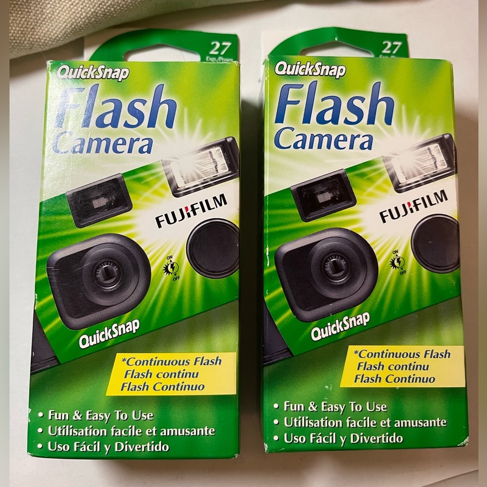 Fujifilm QuickSnap One Time Use 35mm Camera with Flash, 2 Pack
